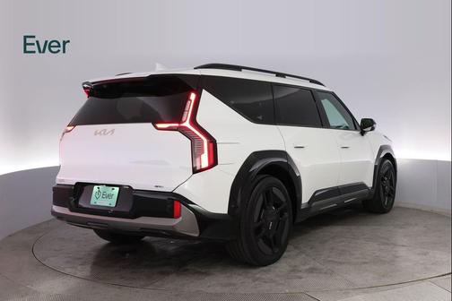 2024 Kia EV9 GT-Line