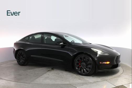 2023 Tesla Model 3 Performance