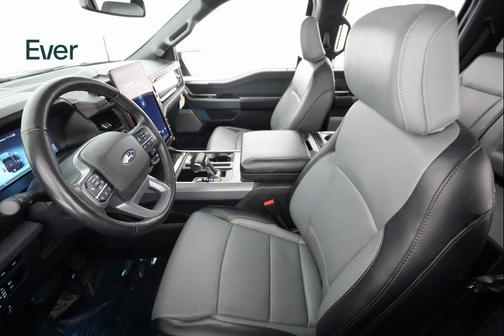 2024 Ford F-150 Lightning LARIAT