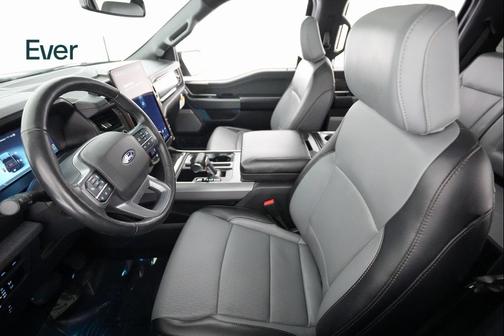 2024 Ford F-150 Lightning LARIAT