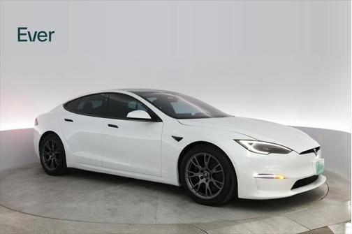 2023 Tesla Model S Standard Range