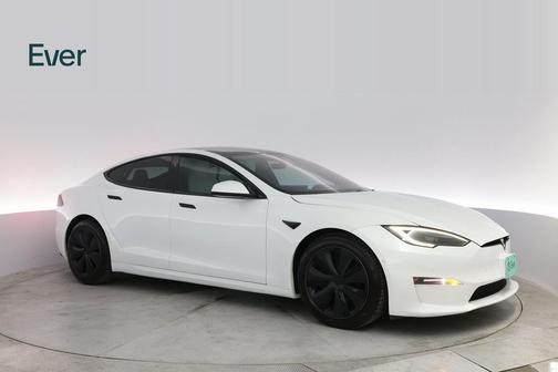 2022 Tesla Model S Base