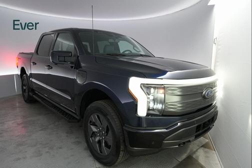 2023 Ford F-150 Lightning LARIAT