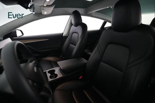 Gray 2023 Tesla Model 3 Standard Range