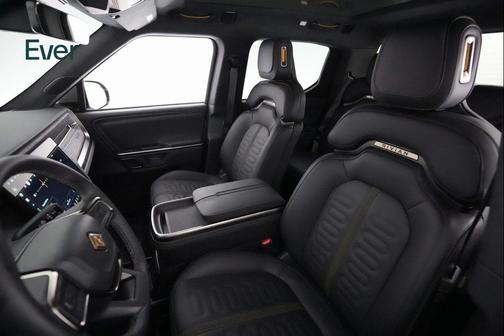 2024 Rivian R1T Adventure