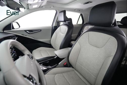 Graphite Gray 2023 Kia Niro EV Wave