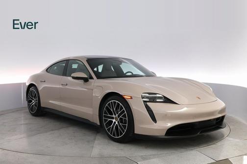 2022 Porsche Taycan Base