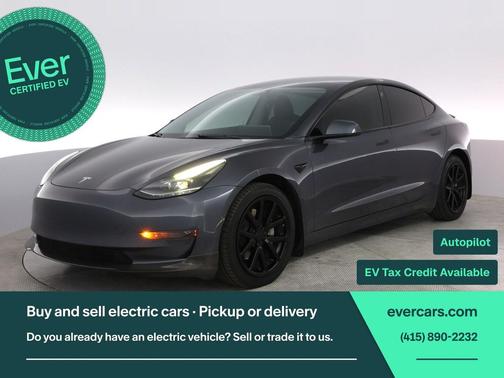 2022 Tesla Model 3 Standard Range