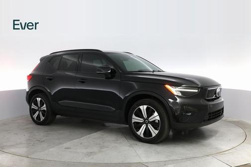 2023 Volvo XC40 Recharge Pure Electric Twin Plus
