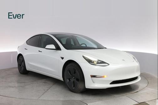 2022 Tesla Model 3 Long Range