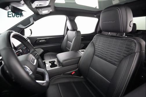 2024 GMC Sierra EV Denali Edition 1