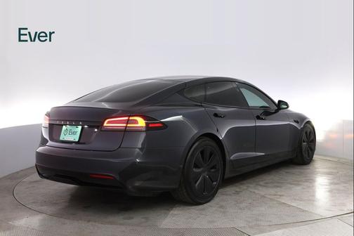 2024 Tesla Model S Long Range