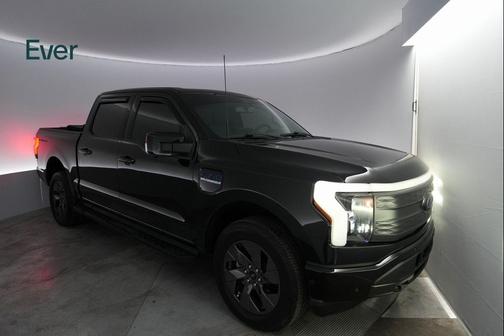 2023 Ford F-150 Lightning LARIAT