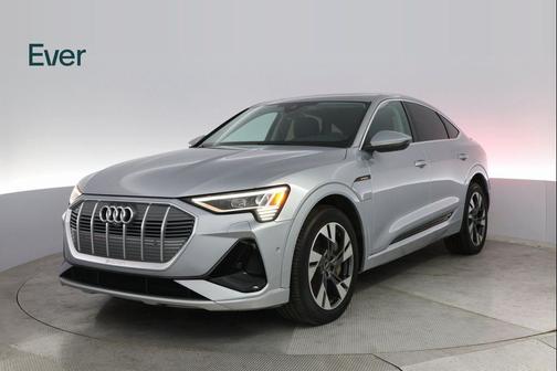 2022 Audi e-tron Sportback S line Premium Plus