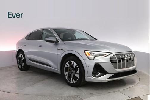 2022 Audi e-tron Sportback S line Premium Plus