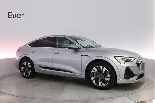 2022 Audi e-tron Sportback S line Premium Plus