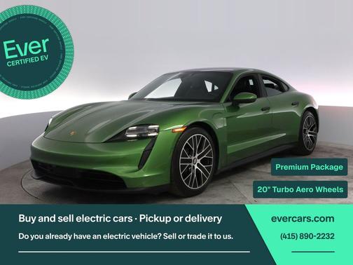 Mamba Green Metallic 2023 Porsche Taycan Base