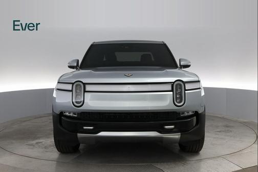2024 Rivian R1T Adventure