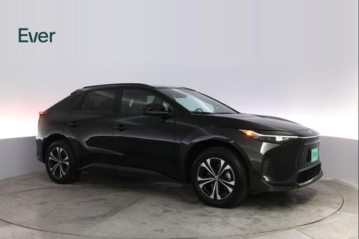 2024 Toyota bZ4X XLE