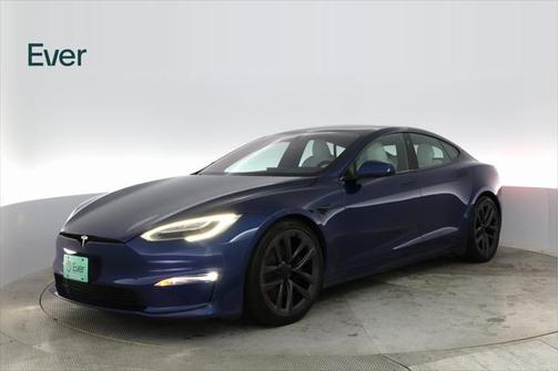 2022 Tesla Model S Base