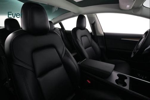 Gray 2022 Tesla Model 3 Long Range