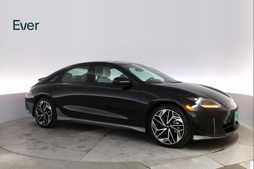 2024 Hyundai IONIQ 6 Limited