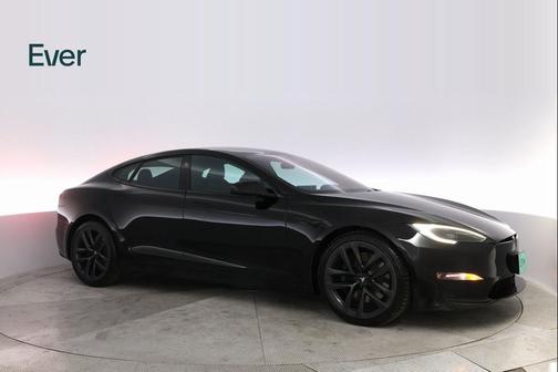 2022 Tesla Model S Base