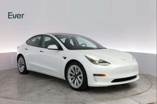2023 Tesla Model 3 Standard Range