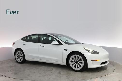 2023 Tesla Model 3 Standard Range