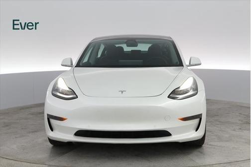 2020 Tesla Model 3 Standard Range