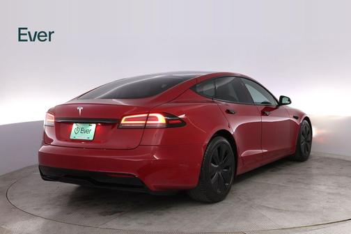 2022 Tesla Model S Base