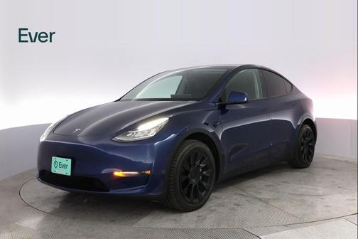2022 Tesla Model Y Long Range Dual Motor All-Wheel Drive