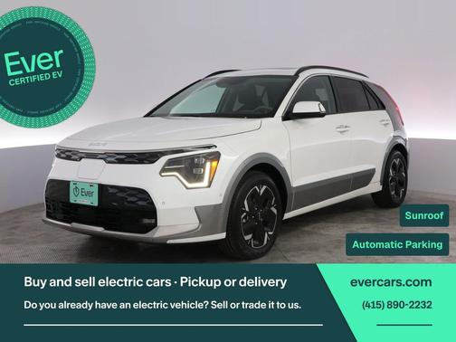 Snow White Pearl 2023 Kia Niro EV Wave