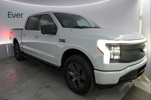 2024 Ford F-150 Lightning Flash
