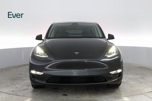 2024 Tesla Model Y Long Range Dual Motor All-Wheel Drive