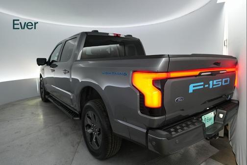 2023 Ford F-150 Lightning LARIAT