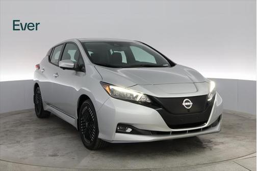 2024 Nissan Leaf SV PLUS