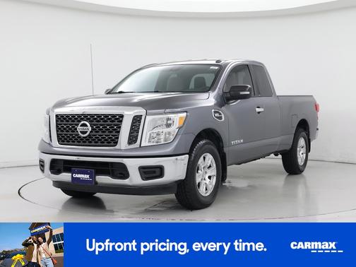 2017 Nissan Titan SV