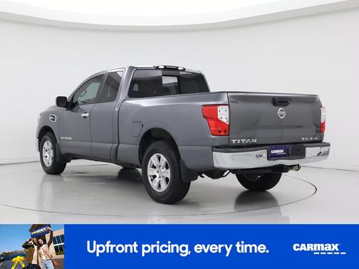 2017 Nissan Titan SV