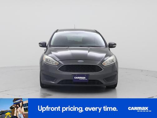 Gray 2017 Ford Focus SE