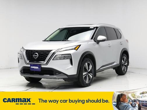 2022 Nissan Rogue SL