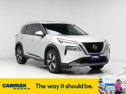 2022 Nissan Rogue SL