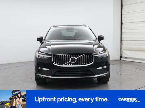 Black 2023 Volvo XC60 B5 Ultimate Dark Theme