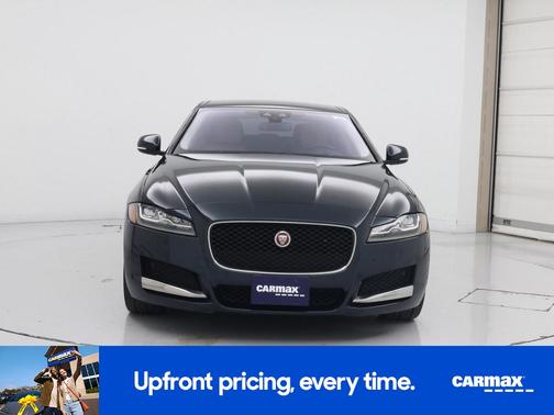 2017 Jaguar XF Premium