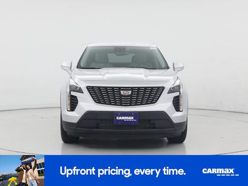 Gray 2022 Cadillac XT4 Luxury