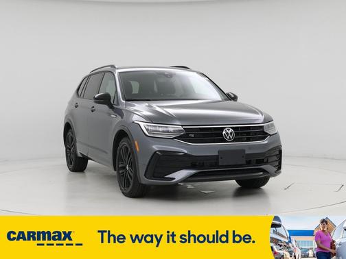 2022 Volkswagen Tiguan SE R-Line Black