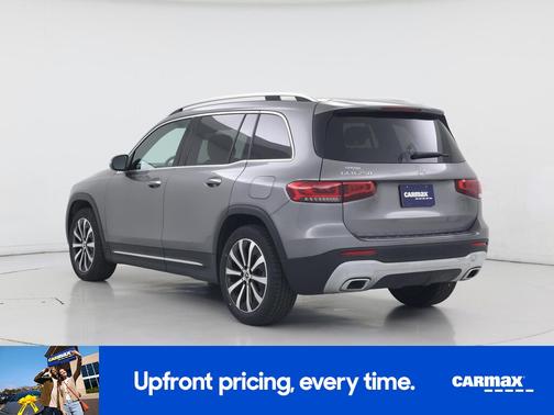 Gray 2022 Mercedes-Benz GLB 250