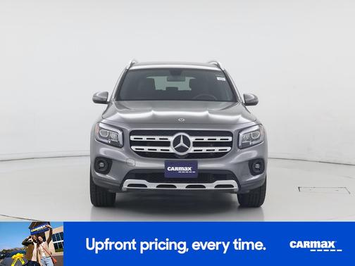 Gray 2022 Mercedes-Benz GLB 250