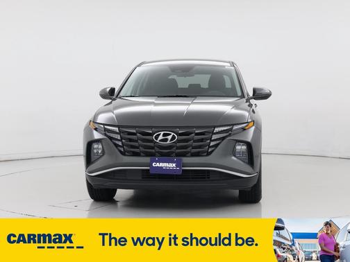 2022 Hyundai TUCSON SE
