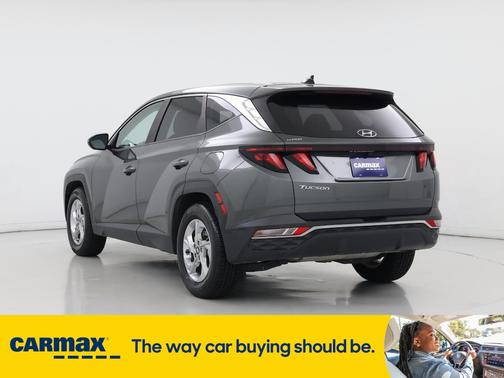 2022 Hyundai TUCSON SE
